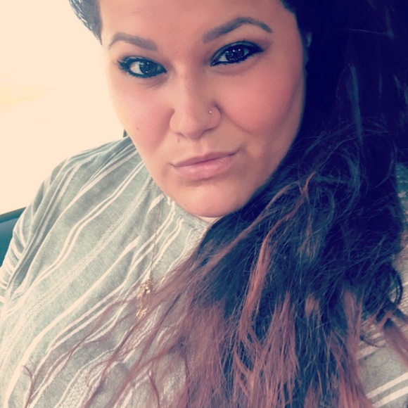 Meet your Posher, Shay - Picture 4 of 4